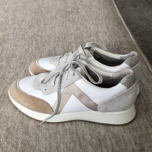 Leather piper Munro perfect fit arch support sneakers